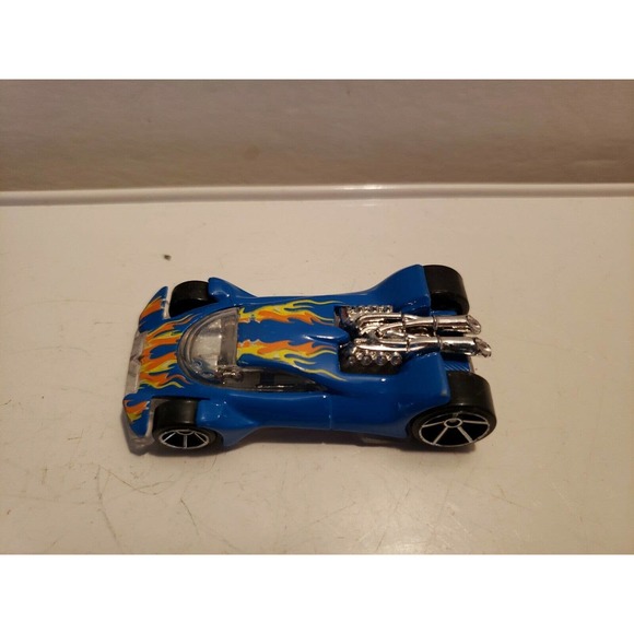 Hot Wheels 2000 Vulture Car, Blue w/Flames 1:64 - Picture 5 of 6